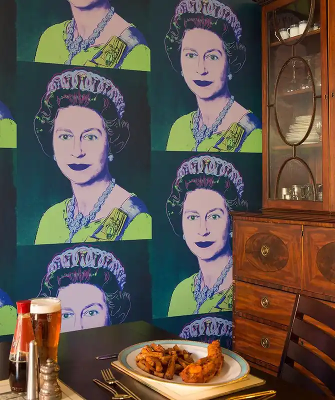 Tapete Andy Warhol - Queen Hellgelbgrün Sonderangebot