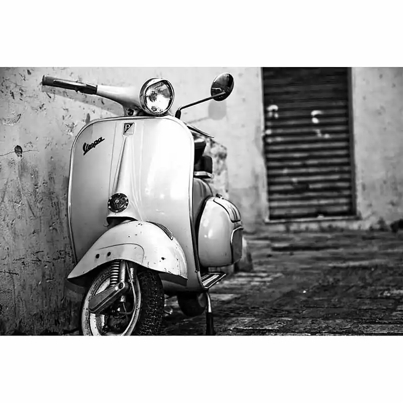 Digitaldruck-Tapete Scooter livingwalls (1034369) Top-Seller