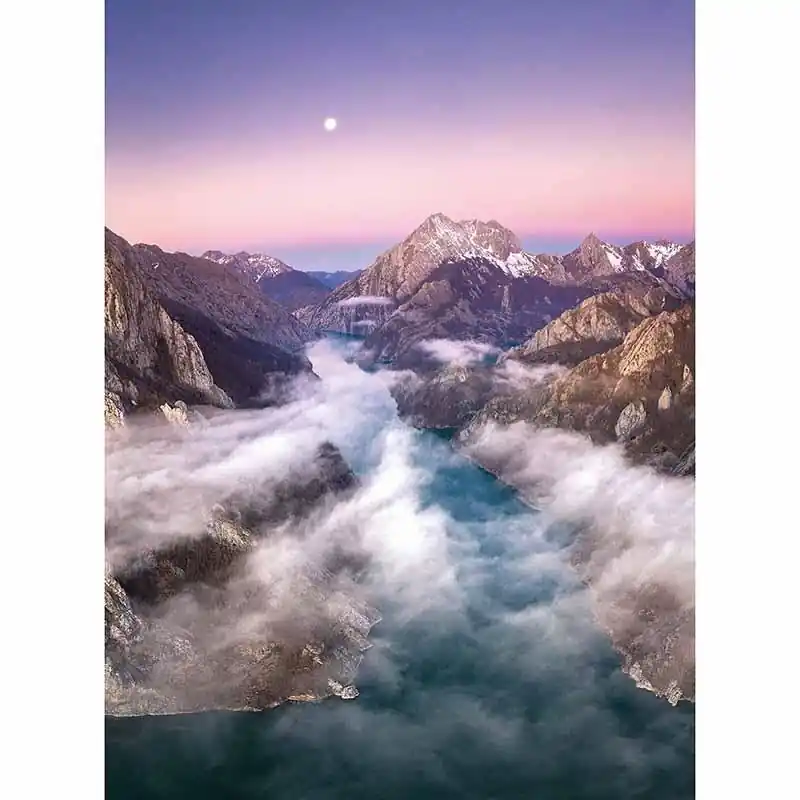 Neu Digitaldruck-Tapete Over the Mountains livingwalls (1034102)